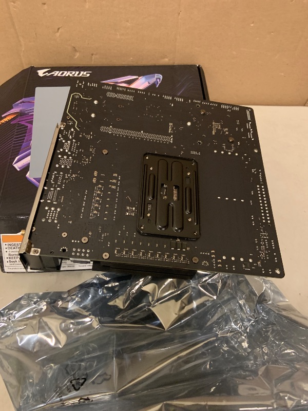 Photo 1 of GIGABYTE B650M AORUS Elite AX AMD AM5 mATX Motherboard, Support Ryzen 9000/8000/7000 Series, DDR5, 12+2+2 Power Phase, PCIe 5.0 M.2, USB-C 3.2 Gen 2, WIFI6E, 2.5GbE, EZ-Latch, Q-Flash, RGB Fusion