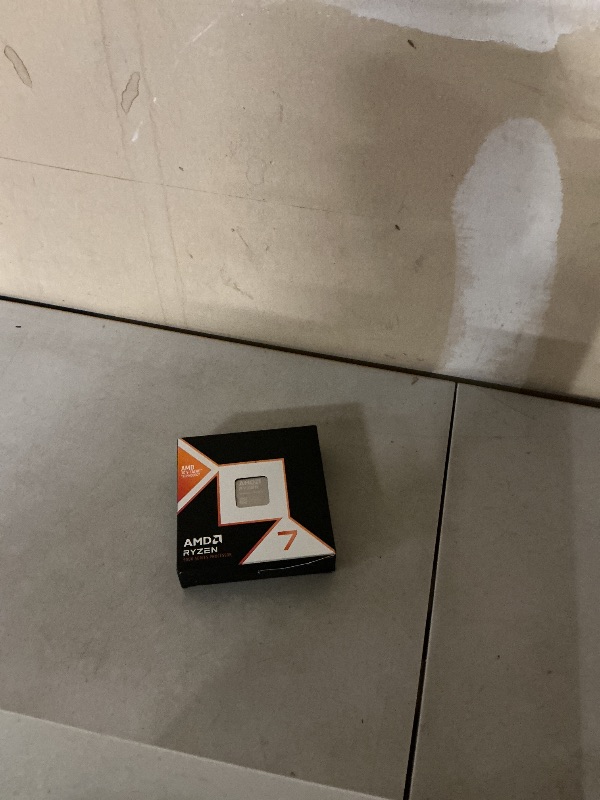 Photo 1 of AMD RYZEN 7 9800X3D 8-Core, 16-Thread Desktop Processor