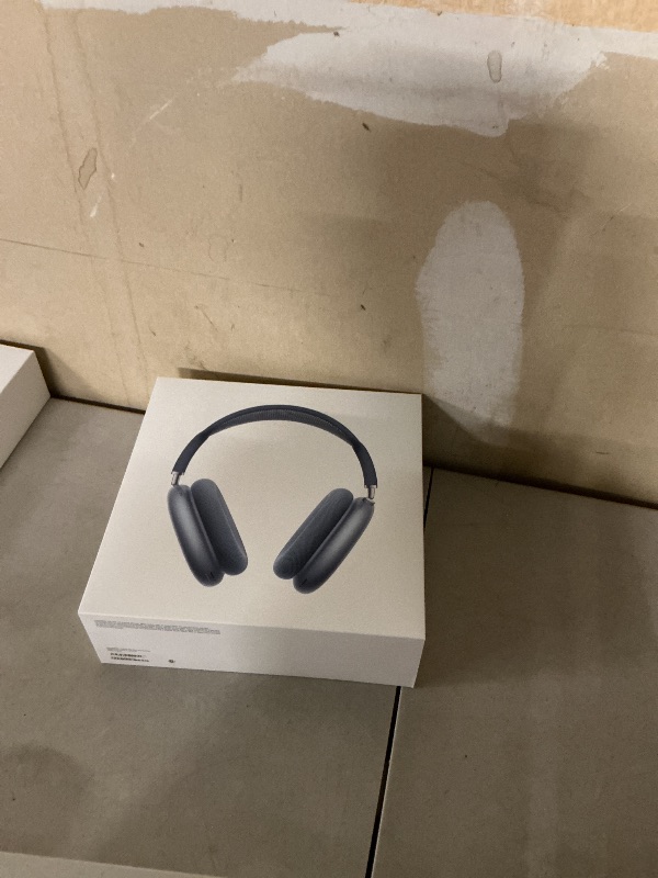 Photo 1 of Apple AirPods Max Wireless Over-Ear Headphones, Pro-Level Active Noise Cancellation, Transparency Mode, Personalized Spatial Audio, USB-C Charging, Bluetooth Headphones for iPhone - Blue