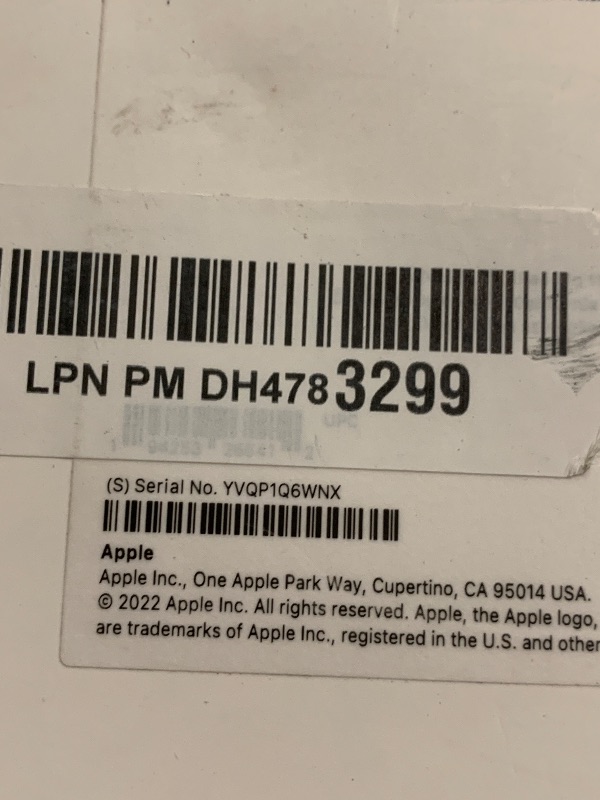 Photo 1 of Apple iPad Pro 11-inch (4th Generation): with M2 chip, Liquid Retina Display, 256GB, Wi-Fi 6E, 12MP front/12MP and 10MP Back Cameras, Face ID, All-Day Battery Life – Silver