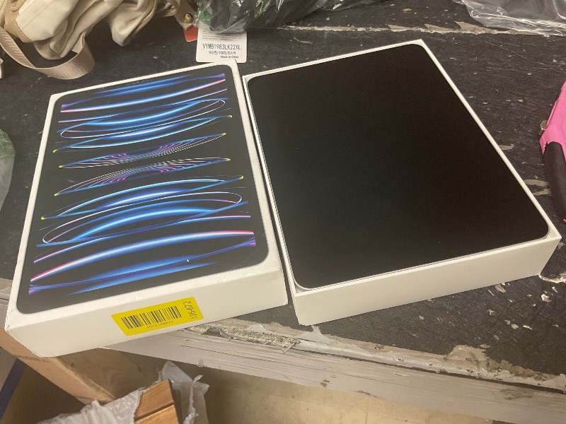 Photo 1 of Apple iPad Pro 11-inch (4th Generation): with M2 chip, Liquid Retina Display, 256GB, Wi-Fi 6E, 12MP front/12MP and 10MP Back Cameras, Face ID, All-Day Battery Life – Silver