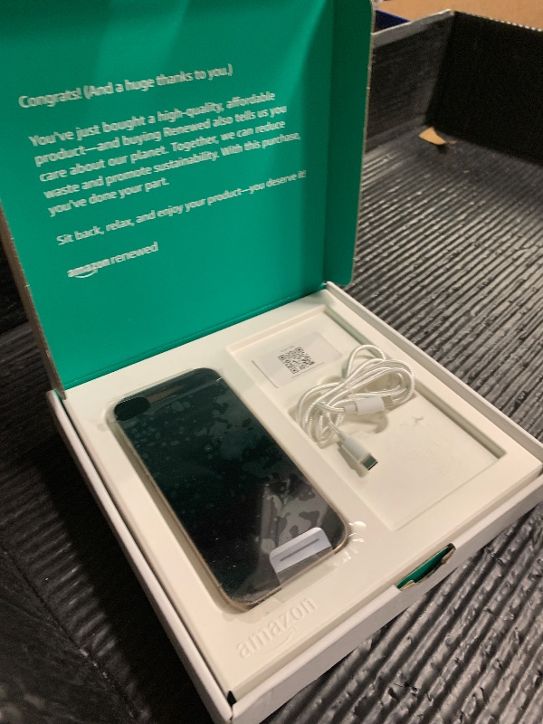 Photo 1 of Apple iPhone 16 Pro, US Version, 256GB, Desert Titanium - Unlocked (Renewed Premium)