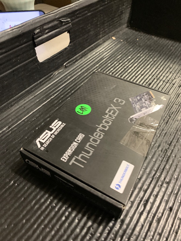 Photo 1 of ASUS Expansion Card for Z170 & X99 Motherboards ThunderboltEX 3