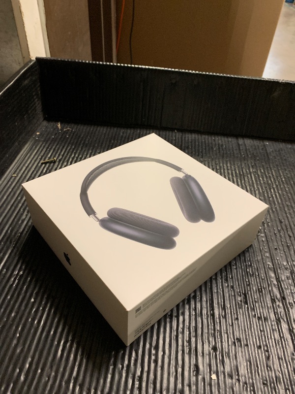 Photo 1 of Apple AirPods Max 2 Wireless Over-Ear Headphones, Active Noise Cancellation, Adaptive Audio, Personalized Spatial Audio, Live Translation, Bluetooth Headphones for iPhone – Midnight