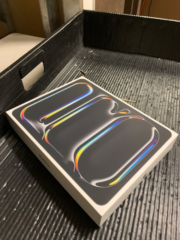 Photo 1 of Apple iPad Pro 13-inch (M5): Ultra Retina XDR Display, 512GB, Landscape 12MP Front Camera/12MP Back Camera, LiDAR Scanner, Wi-Fi 7 with Apple N1, Face ID, All-Day Battery Life — Space Black