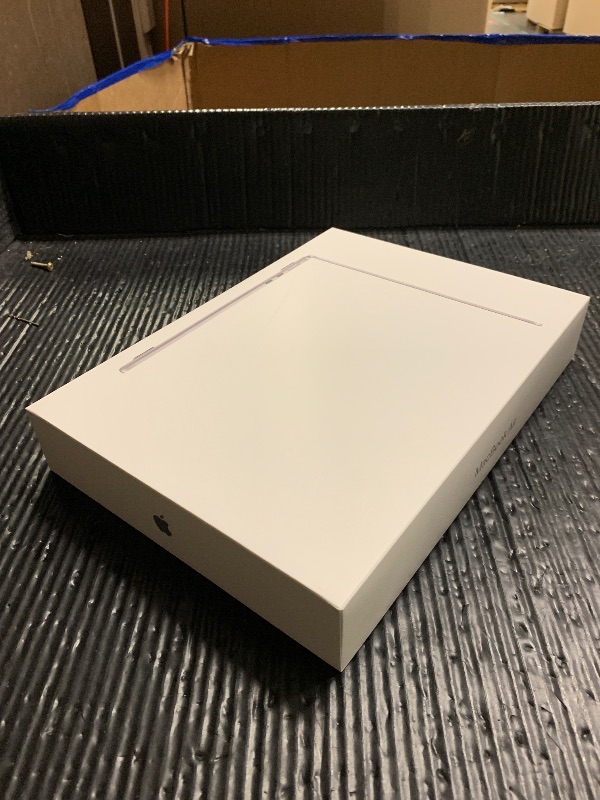 Photo 1 of Apple 2026 MacBook Air 13-inch Laptop with M5 chip: Built for AI, 13.6-inch Liquid Retina Display, 16GB Unified Memory, 512GB SSD, 12MP Center Stage Camera, Touch ID, Wi-Fi 7; Silver