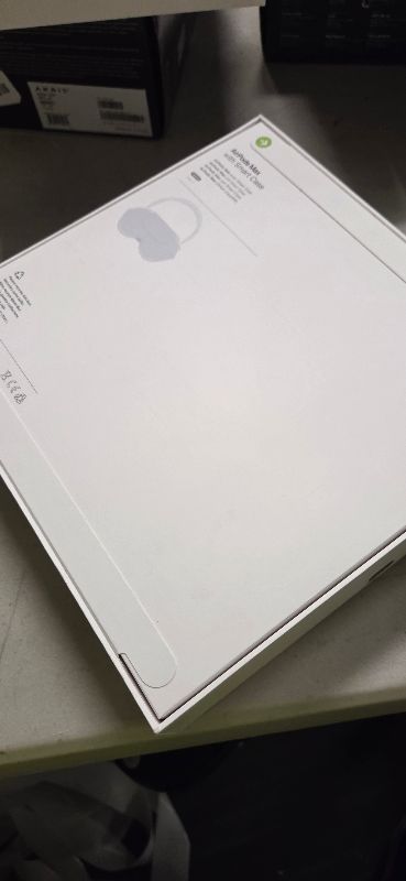 Photo 1 of Apple AirPods Max Wireless Over-Ear Headphones, Pro-Level Active Noise Cancellation, Transparency Mode, Personalized Spatial Audio, USB-C Charging, Bluetooth Headphones for iPhone - Midnight