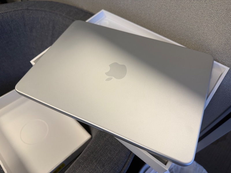 Photo 1 of Locked Apple 2026 MacBook Neo 13-inch Laptop with A18 Pro chip: Built for AI and Apple Intelligence, Liquid Retina Display, 8GB Unified Memory, 512GB SSD Storage, 1080p FaceTime HD Camera, Touch ID; Silver