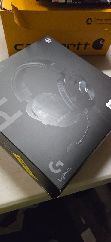 Photo 1 of Logitech G Pro X SE Wired Gaming Headset with Microphone: Detachable Microphone, DTS Headphone:X 7.1, for PC, Xbox One, Xbox Series X|S, PS5, PS4, Includes USB DAC - Black