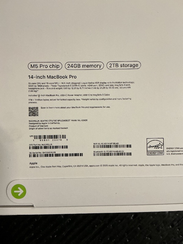 Photo 1 of FACTORY SEALED Apple 2026 MacBook Pro Laptop with Apple M5 Pro chip with 15-core CPU and 16-core GPU: Built for AI, 14.2-inch Liquid Retina XDR Display, 24GB Unified Memory, 2TB SSD, Wi-Fi 7; Silver