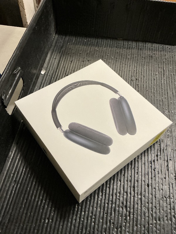Photo 1 of Apple AirPods Max 2 Wireless Over-Ear Headphones, Active Noise Cancellation, Adaptive Audio, Personalized Spatial Audio, Live Translation, Bluetooth Headphones for iPhone – Midnight