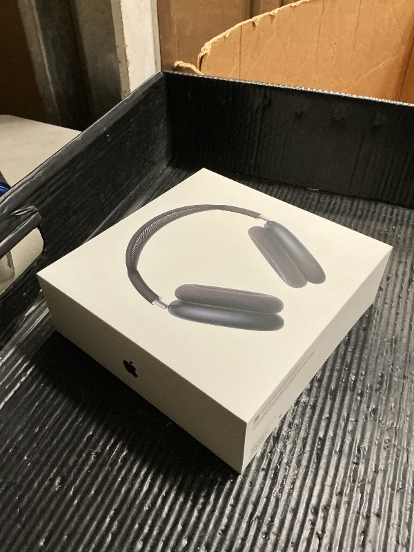Photo 1 of Apple AirPods Max 2 Wireless Over-Ear Headphones, Active Noise Cancellation, Adaptive Audio, Personalized Spatial Audio, Live Translation, Bluetooth Headphones for iPhone – Midnight