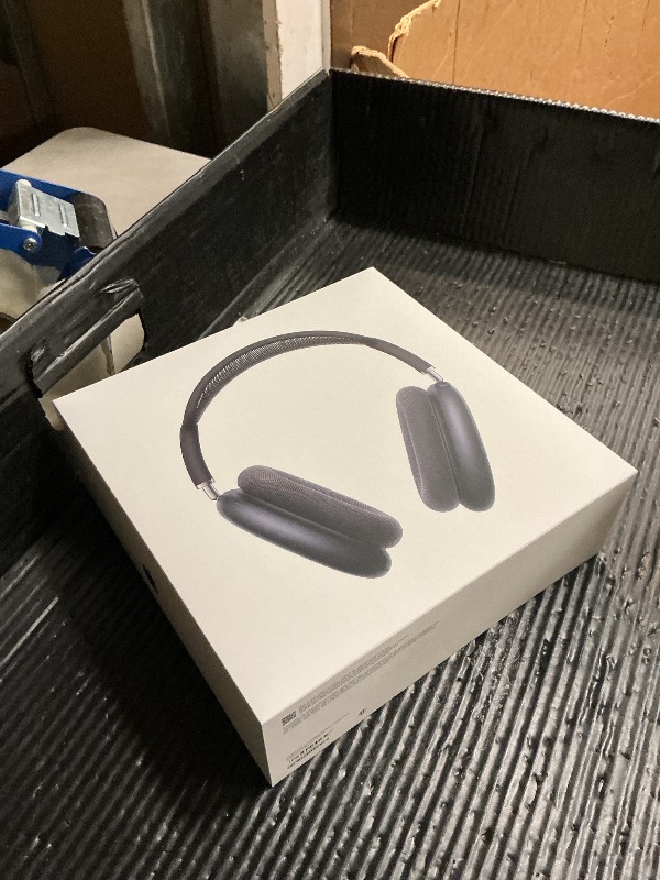 Photo 1 of Apple AirPods Max 2 Wireless Over-Ear Headphones, Active Noise Cancellation, Adaptive Audio, Personalized Spatial Audio, Live Translation, Bluetooth Headphones for iPhone – Midnight