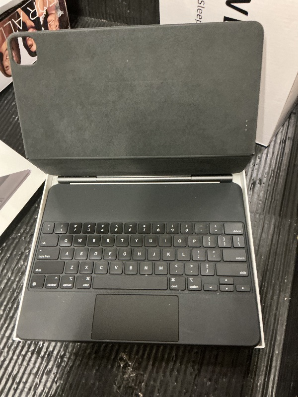 Photo 1 of Apple Magic Keyboard for 12.9-inch iPad Pro (Previous Version) - US English