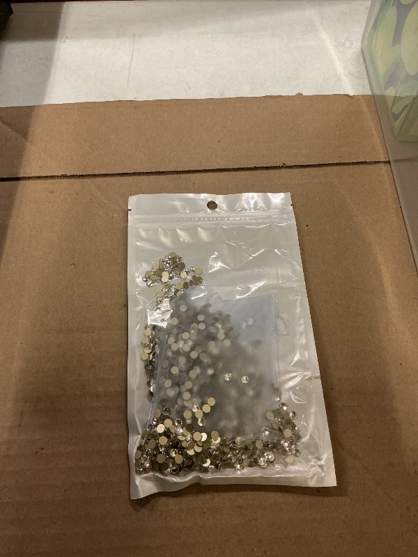 Photo 1 of Novani Clear Rhinestones 1440pcs Flat Back Round Rhinestone Style 2088 Sparkly Crystal Gemstones for Nail Art and Crafting SS20,4.6-4.8mm