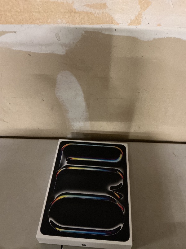 View 2 of Apple iPad Pro 13-inch (M5): Ultra Retina XDR Display, 512GB, 12MP Front/Back Camera, LiDAR Scanner, Wi-Fi 7 with Apple N1 + 5G Cellular with C1X chip, Face ID, All-Day Battery Life — Space Black