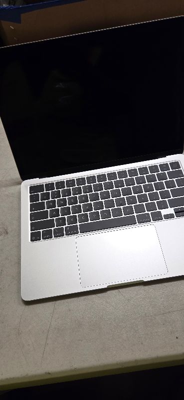 View 4 of
Visit the Apple Store
Apple 2026 MacBook Air 13-inch Laptop with M5 chip: Built for AI, 13.6-inch Liquid Retina Display, 16GB Unified Memory, 512GB SSD, 12MP Center Stage Camera, Touch ID, Wi-Fi 7; Silver