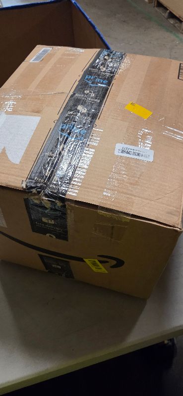 Photo 1 of IPYNBAP Chair Cushions for Dining Chairs Set of 6, Kitchen Chair Cushions, Chair Pads with Ties Non Slip Backing, Christmas Room Decor, Tufted Memory Foam Seat Cushion 6 Pack, 15.5x15.5x4, Dark Green