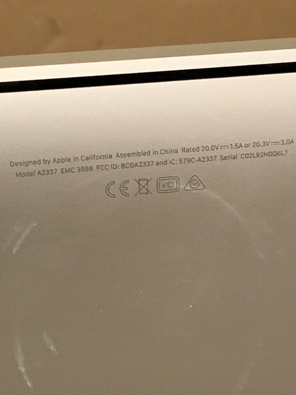 Photo 1 of 2020 Apple MacBook Air Laptop: Apple M1 Chip, 13” Retina Display, 8GB RAM, 256GB SSD Storage, Backlit Keyboard, FaceTime HD Camera, Touch ID. Works with iPhone/iPad; Silver