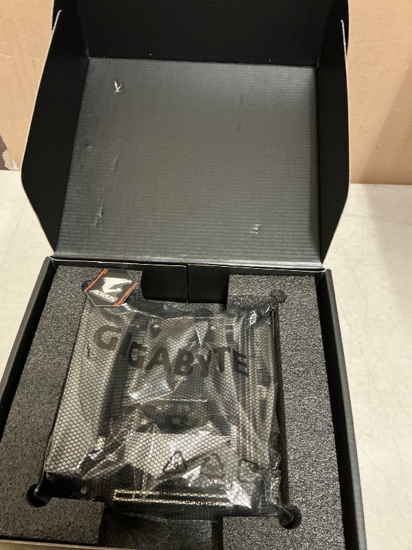 Photo 1 of B5501 Aoru pro AX