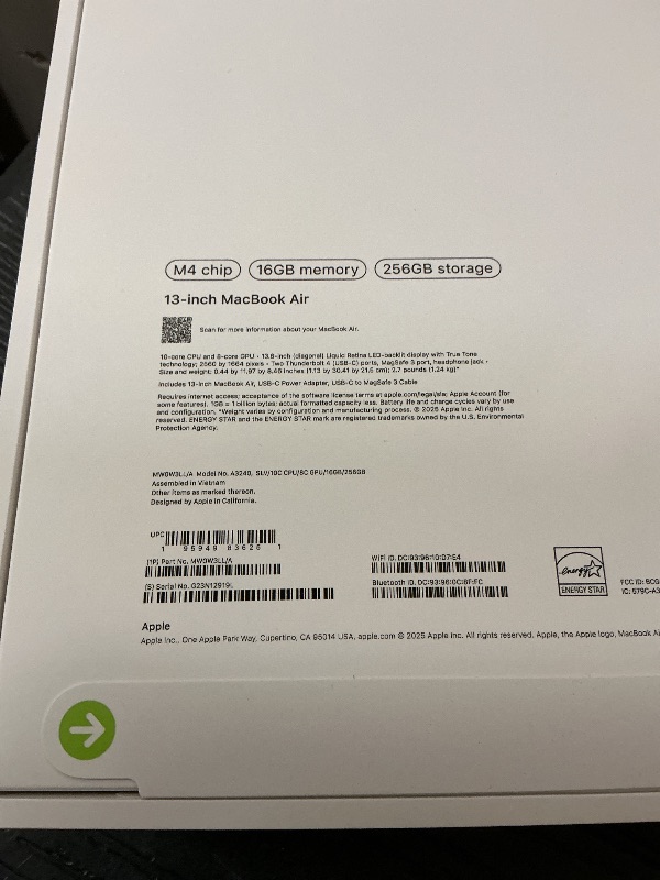 Photo 1 of Apple 2025 MacBook Air 13-inch Laptop with M4 chip: Built for Apple Intelligence, 13.6-inch Liquid Retina Display, 16GB Unified Memory, 256GB SSD Storage, 12MP Center Stage Camera, Touch ID; Silver