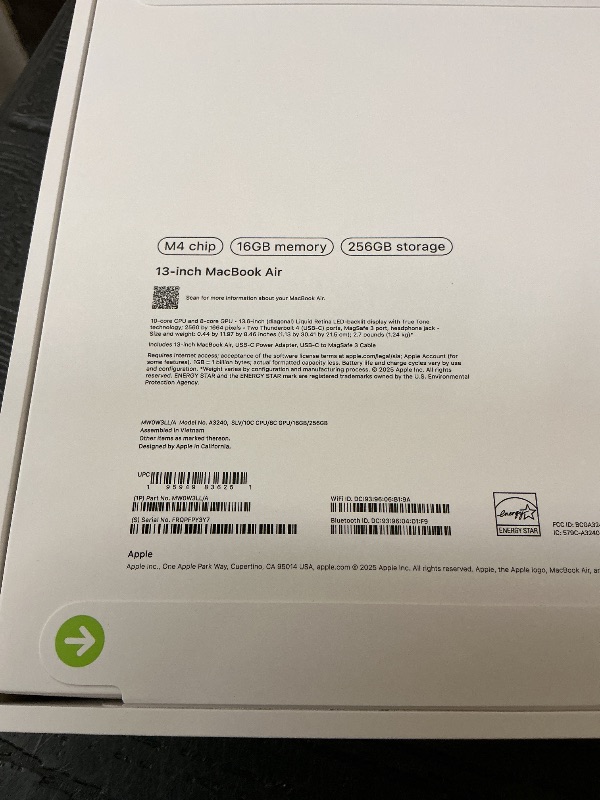 Photo 1 of Apple 2025 MacBook Air 13-inch Laptop with M4 chip: Built for Apple Intelligence, 13.6-inch Liquid Retina Display, 16GB Unified Memory, 256GB SSD Storage, 12MP Center Stage Camera, Touch ID; Silver
