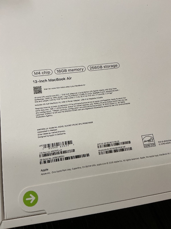 Photo 1 of Apple 2025 MacBook Air 13-inch Laptop with M4 chip: Built for Apple Intelligence, 13.6-inch Liquid Retina Display, 16GB Unified Memory, 256GB SSD Storage, 12MP Center Stage Camera, Touch ID; Silver