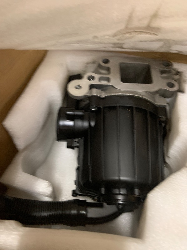 Photo 1 of Roneeson Diesel Oil Separator with Gasket for Detroit DD13 DD15