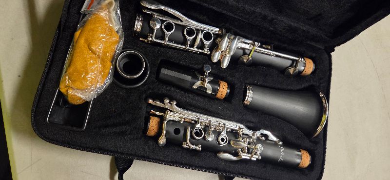 Photo 1 of Prelude by Selmer 111 Student Bb Clarinet
