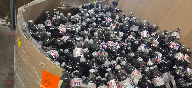 View 3 of Diet coke pallet,*SOLD AS IS, NO REFOUND, COSTUMER MUST LOAD IT BY IT SELF* EXP J7N 29,2026