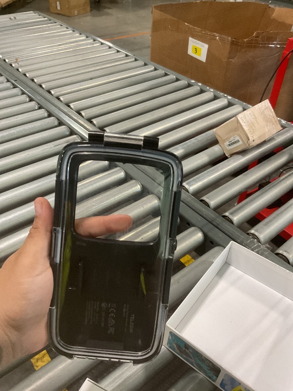 Photo 1 of [MISSING PARTS] TELESIN Universal Underwater Phone Case for Snorkeling and Diving Waterproof Housing for Photo & Video Handle Grip for iPhone 7-17 Pro/Pro Max/Plus/Mini, Galaxy S10-S26 Ultra/Plus and Most Phones