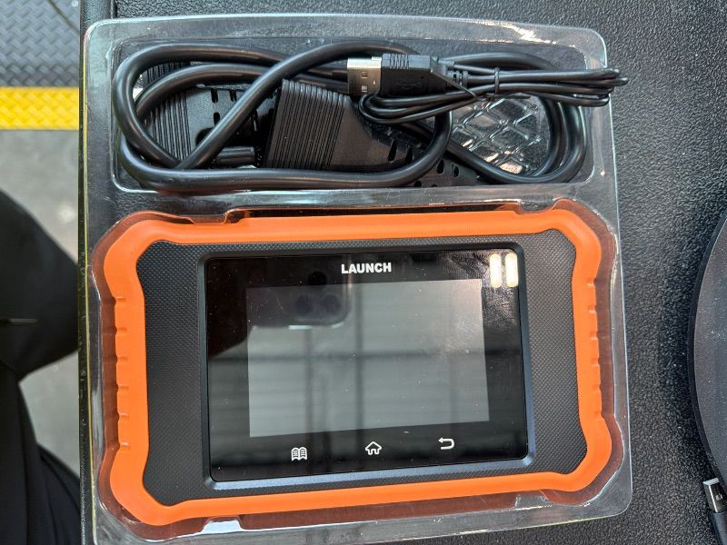 Photo 1 of ** NEEDS TO BE RESET*** 2026 LAUNCH Creader Elite V3.0 fit for GM Bi-Directional Scan Tool, All Reset Full System Diagnostic Scanner, AUTOVIN, Full OBD2 Code Reader for Buick/Chevrolet/Cadillac/GMC, Lifetime Free Update