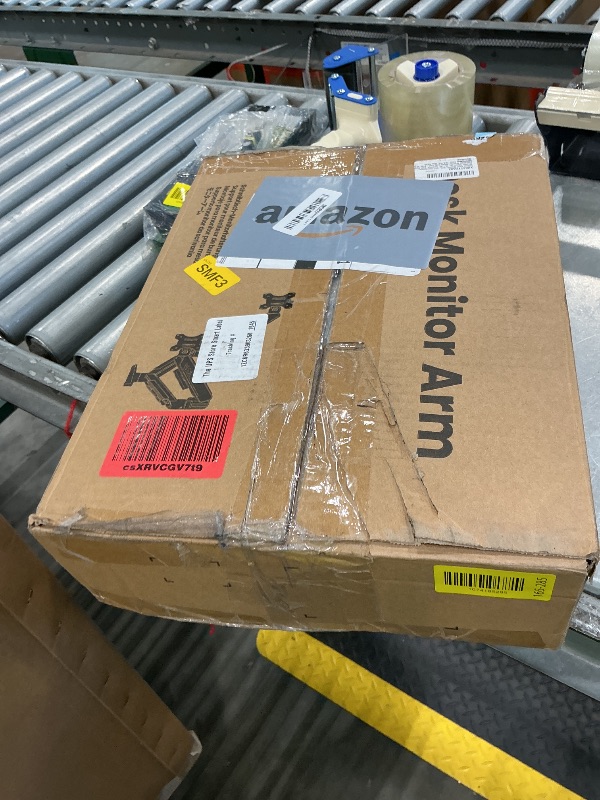 Photo 1 of ***MISSING MONITOR CONNECTIONS*** ErGear Dual Monitor Arm, Full Adjustable Monitor Mount for 13–32? Screens, Fast Install Computer Monitor Stand with Tool-Free VESA Mount, Max Load 19.8 lbs, Max VESA 100x100mm