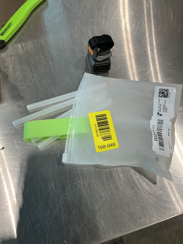 Photo 1 of [MISSING SEVERAL PARTS] Greant 16 PCS Replacement Straws for Thermos 12oz (Model F401 & F410), Replacement Part for Thermos Water Bottle Kids 12 oz, Accessories for Thermo F410