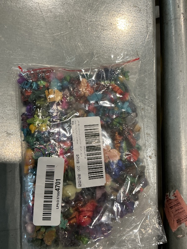 Photo 1 of ** MISSING PIECES**** 200Pcs Shimmery Rainbow Random 3D Printed Mini Animal Figurines, Flexible Articulated Rainbow Animals for Party Favors, Classroom Rewards, Carnival prizes, Gifts, Collecting, and Display