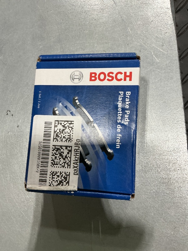 Photo 1 of ** MISSING PIECES** BOSCH BE905H Blue Ceramic Disc Brake Pad Set - Compatible With Select Infiniti EX, FX, G, JX, M, Mh, Q, QX; Nissan Altima, Juke, Leaf, Maxima, Murano, Pathfinder, Quest, Rogue, Sentra, Z + More; REAR