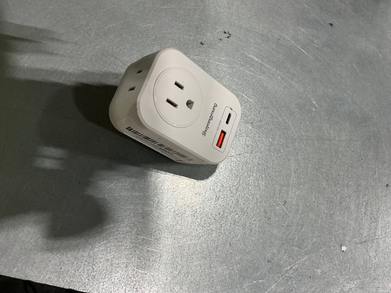 Photo 1 of ***BROKEN, SOLD FOR PARTS*** Shayangyoung Voltage Converter US to Europe, 220V to 110V Converter for European Travel, Power Converter for Europe with 20W PD,2 Type-C Port 2 USB-A,Power Plug Combo for Italy Spain Greece - White-AD