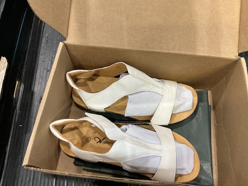 Photo 1 of [VERY USED] Athlefit Arch Support Orthopedic Sandals for Women Beach Orthotic Flat White Sandals Summer Casual Size 9.5