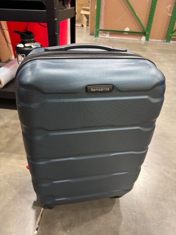 Photo 1 of [One Wheel broken] Samsonite Omni PC Hardside Expandable Luggage with Spinner Wheels, Teal, Carry-On 20-inch