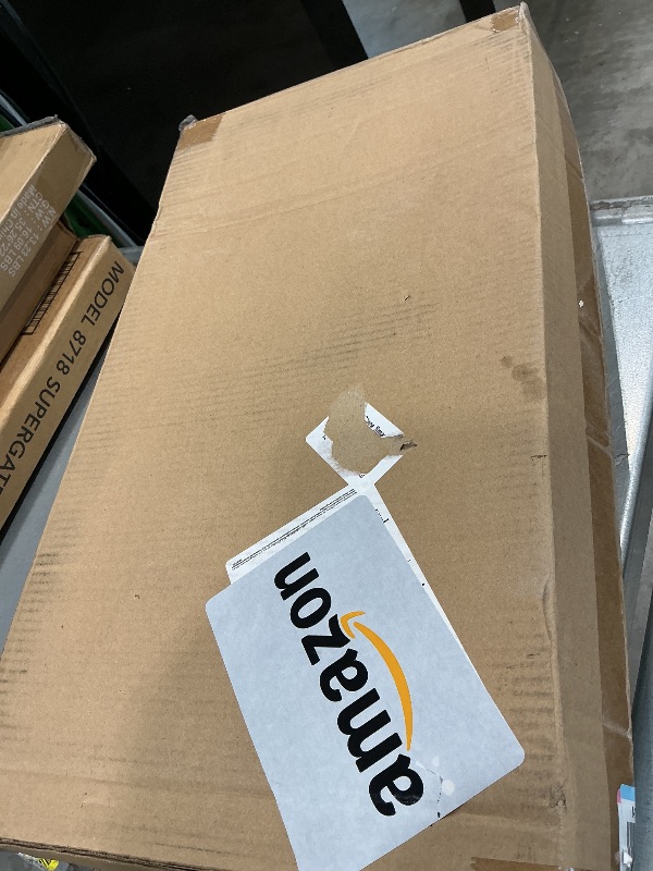 Photo 1 of ***NOT WORKING*** Amazon Basics Twin Window Fan with Reversible Airflow, 3 Speeds, Exhaust, Expandable Side Panel, Digital Control, 9 inch, 78W, White