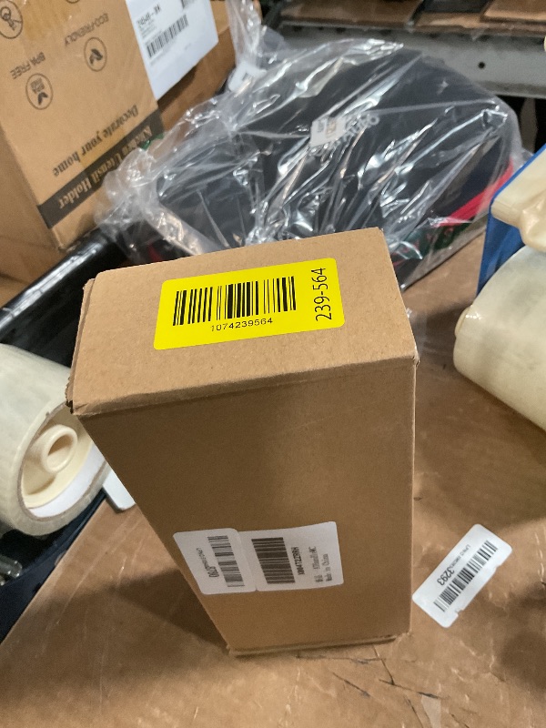 Photo 1 of ***MISSING PARTS***
ReigaHood Keyed Sliding Patio Glass Door Handle Set Fits for Truth Legacy & Sash Controls P/N #2265, 45° Keyway w/o Mortise Lock, 3-15/16" Hole Centers, Non-Handed, White Diecast, A/B Position