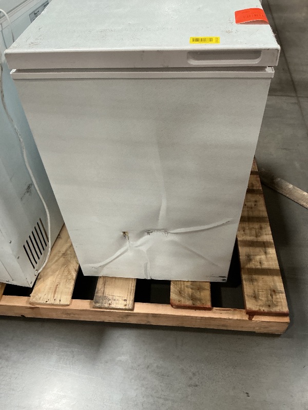 Photo 1 of ***DAMAGED******TRUCK/TRAILER PICKUP ONLY*** Magic Chef 7.0 cu. ft. Chest Freezer