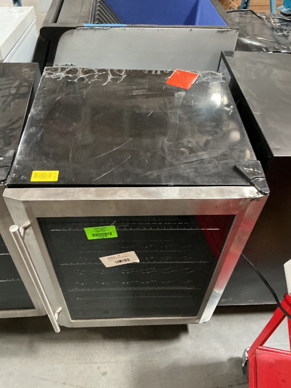 Photo 1 of ***DAMAGED DURING SHIPMENT******TRUCK/TRAILER PICKUP RECOMMENDED***Magic Chef
Beverage 23.4 in. 154 (12 oz.) Can Beverage Cooler, Stainless Steel