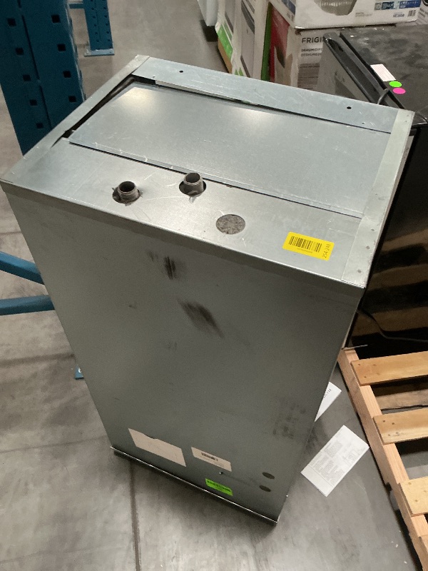 View 2 of ***DAMAGED DURING SHIPMENT******TRUCK/TRAILER PICKUP ONLY***First Co 24RAQ-3
Air Handler RAQ 1.5 to 2 Ton 120 Volt