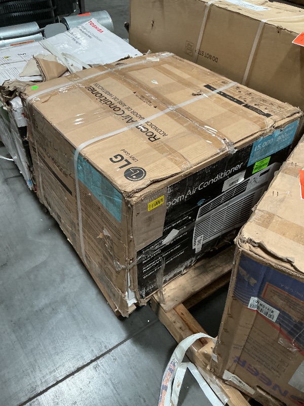 View 5 of ***DAMAGED DURING SHIPMENT******TRUCK/TRAILER PICKUP ONLY***LG Smart Window Air Conditioner LW1521ERSM1