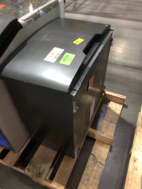 Photo 1 of ***HEAVILY USED MAJOR DAMAGE FOR PARTS ONLY***
GE APPLIANCES GFP1528PTDS GE® Pedestal Gray