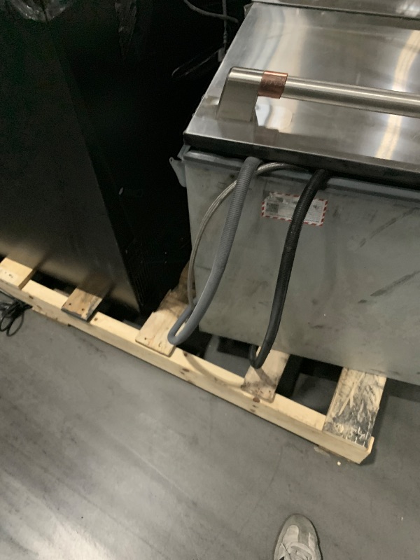 Photo 1 of ***HEAVILY USED***
Café™ 24" Matte Black Built-In Drawer Dishwasher