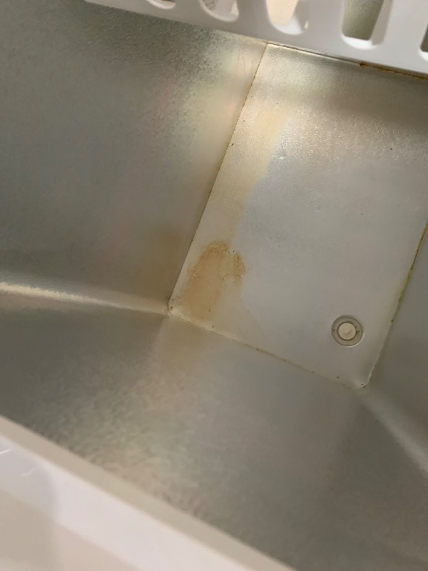 Photo 1 of ***HEAVILY USED DIRTY INSIDE***
Frigidaire® 7 Cu. Ft. White Garage Ready Chest Freezer