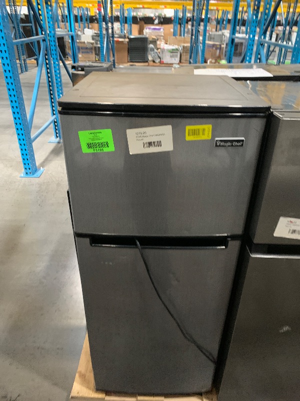 Photo 1 of ***HEAVILY USED***
Frigidaire, 2 Door Apartment Size Refrigerator with Freezer, 7.5 cu ft, Adjustable Spill-Proof Shelves, Crisper Bins, Platinum Silver, Garage Ready