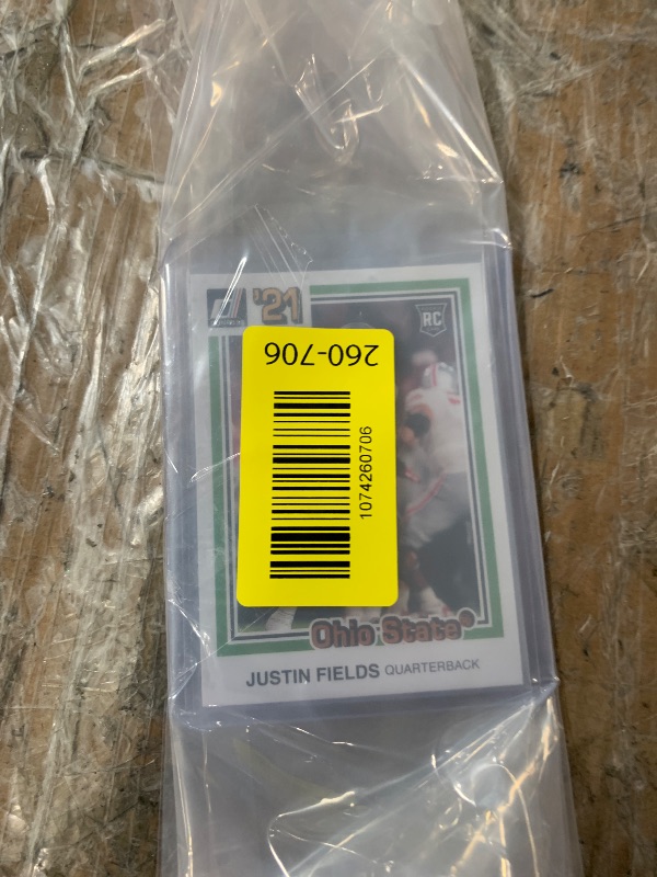 Photo 1 of Justin Fields 2021 Panini Chronicles Draft Picks Donruss RC Rookie #33 jets OSU